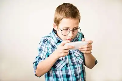 Myopia (Nearsightedness) in Children