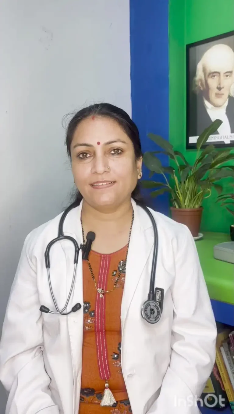 Dr. Ruchi Pandey - Homoeopathy Doctor in Lucknow, India